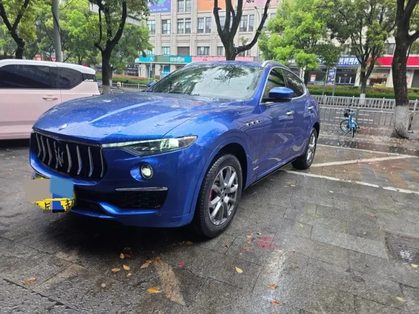 2019 Maserati Levante 3.0T 350HP V6 8AT,autocango,china used car exporter,china ev exporter,chinese used car exporter,chinese used ev exporter