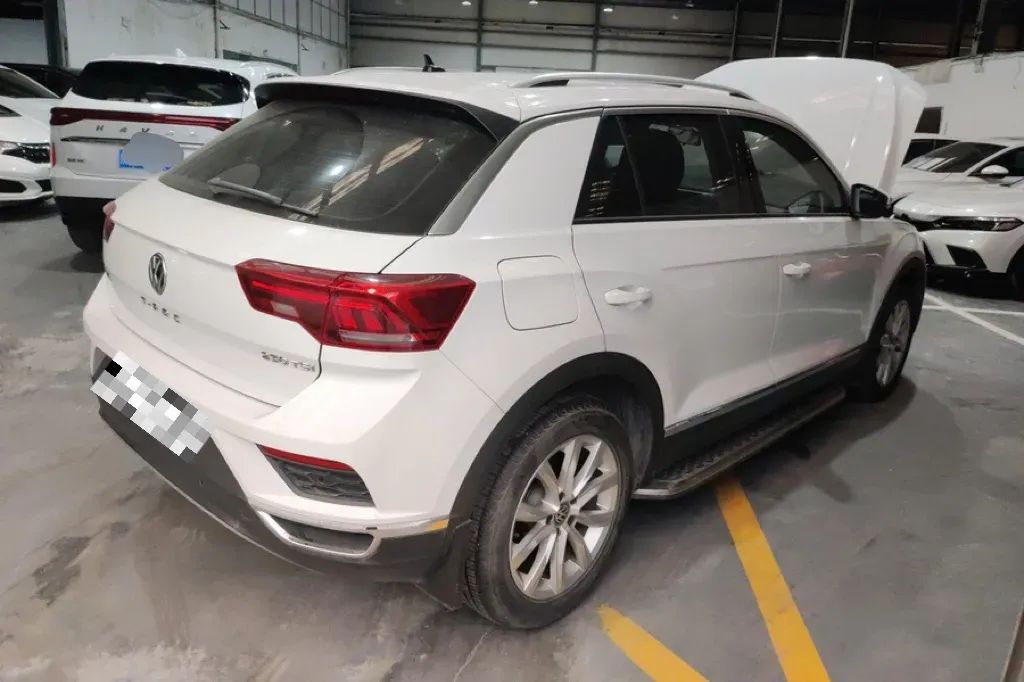 2020 Volkswagen T-Roc 1.4T 131HP L4 7DCT,autocango,china used car exporter,china ev exporter,chinese used car exporter,chinese used ev exporter