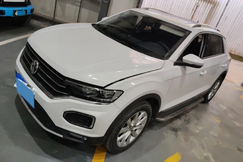 2020 Volkswagen T-Roc 1.4T 131HP L4 7DCT,autocango,china used car exporter,china ev exporter,chinese used car exporter,chinese used ev exporter