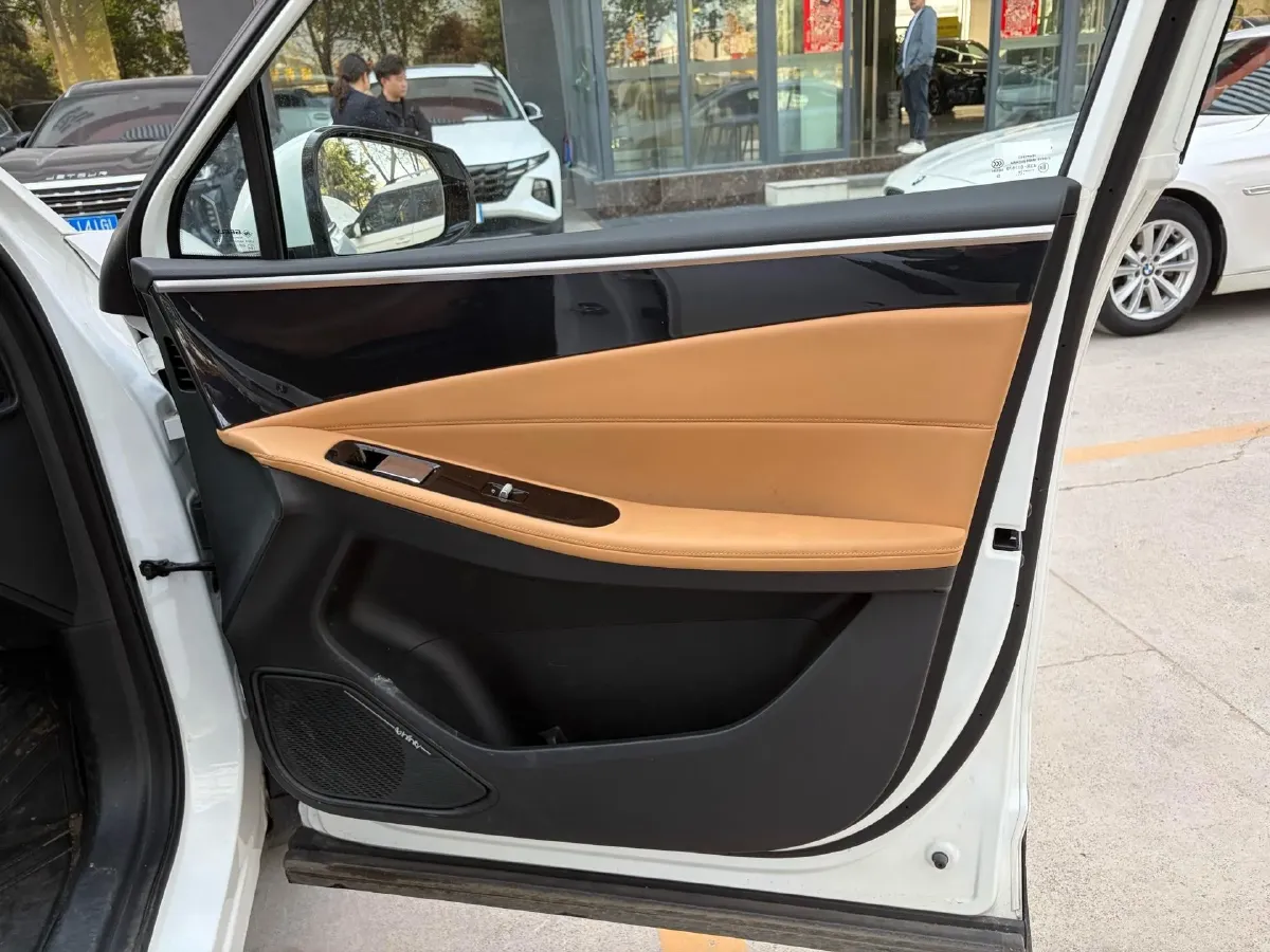 2024 Geely Galaxy L7 1.5T 163HP L4 3DHT PHEV 18.7KWH,autocango,china used car exporter,china ev exporter,chinese used car exporter,chinese used ev exporter