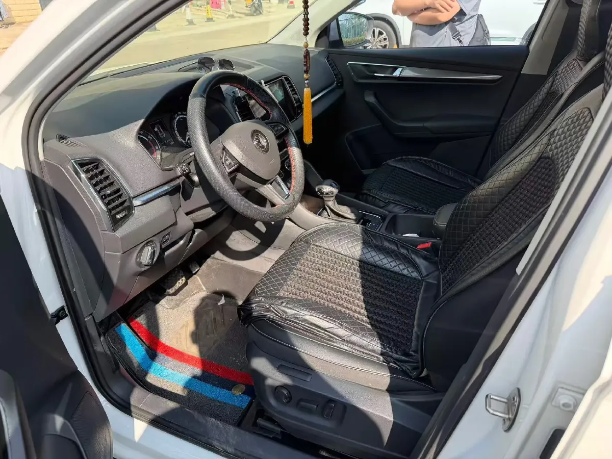 2020 Skoda Karoq 1.4T 150HP L4 7DCT,autocango,china used car exporter,china ev exporter,chinese used car exporter,chinese used ev exporter