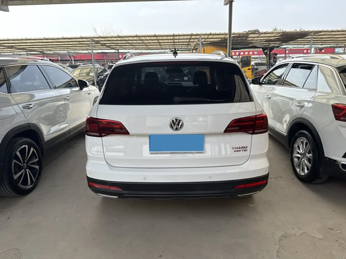 2019 MINI MINI 1.5T 102HP L3 7DCT,autocango,china used car exporter,china ev exporter,chinese used car exporter,chinese used ev exporter