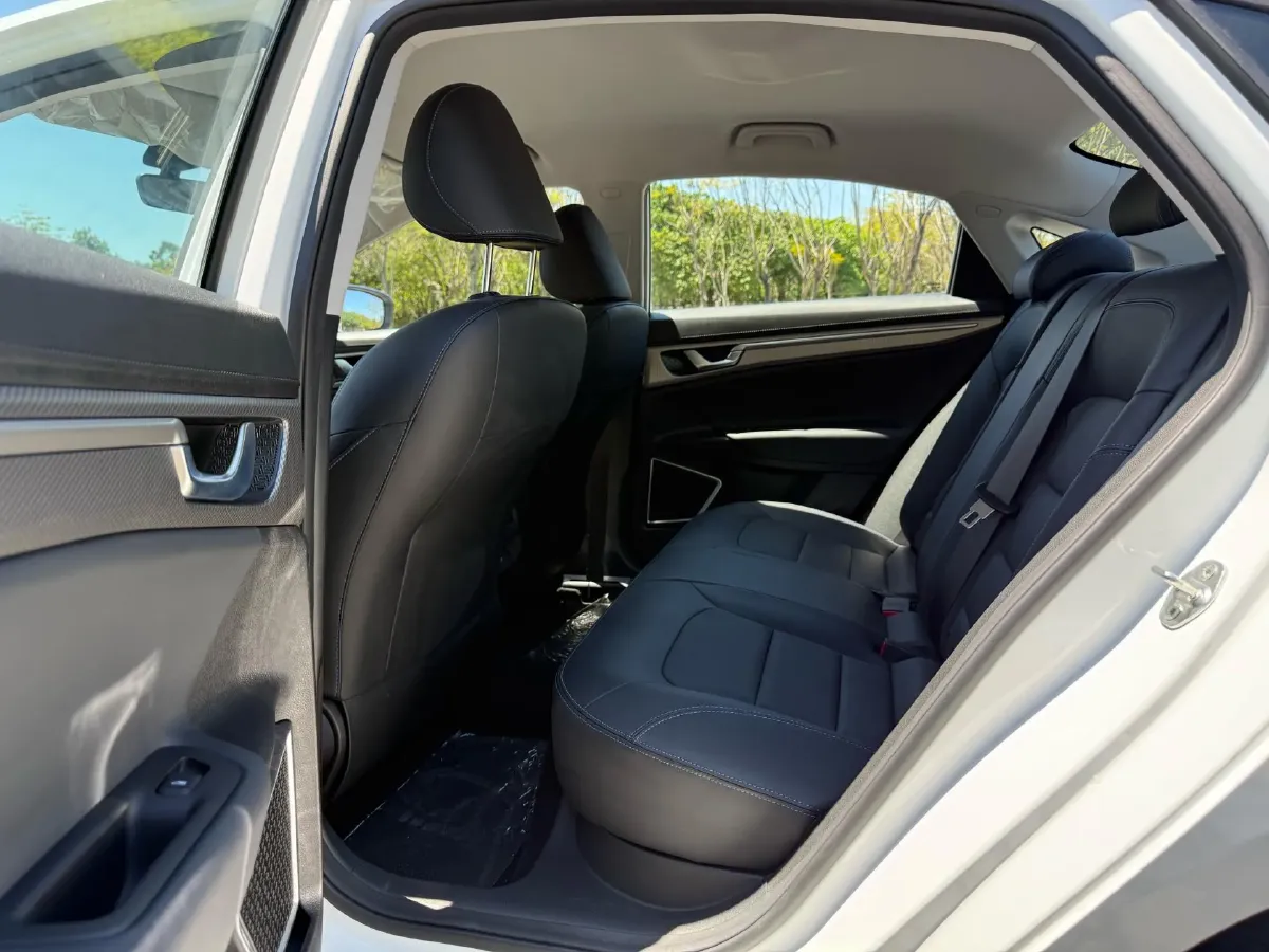 2023 Livan Maple 60s BEV 52.56KWH,autocango,china used car exporter,china ev exporter,chinese used car exporter,chinese used ev exporter