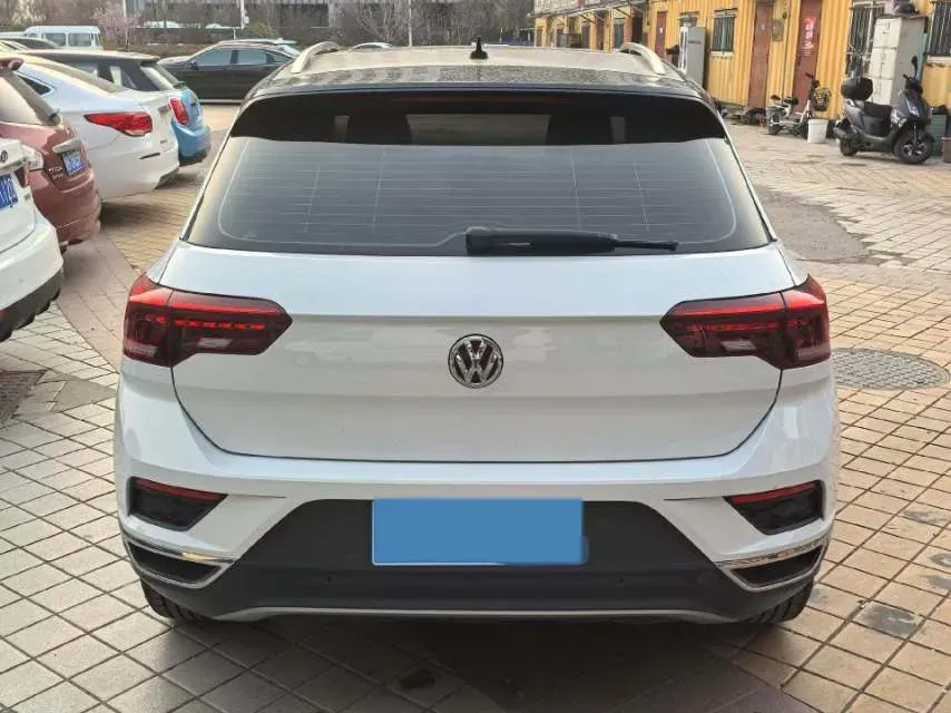 2019 Volkswagen T-Roc 1.4T 131HP L4 7DCT,autocango,china used car exporter,china ev exporter,chinese used car exporter,chinese used ev exporter