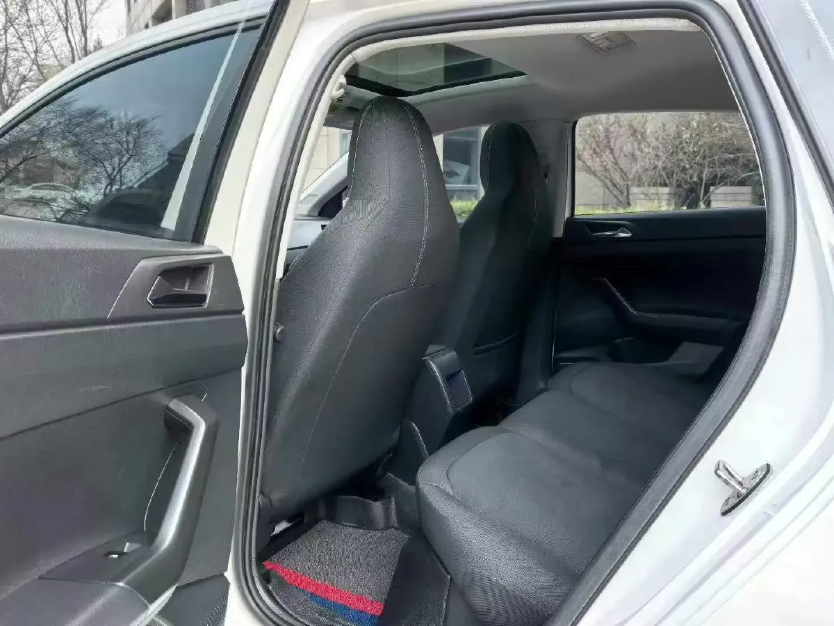 2019 Volkswagen Polo 1.5L 113HP L4 6AT,autocango,china used car exporter,china ev exporter,chinese used car exporter,chinese used ev exporter