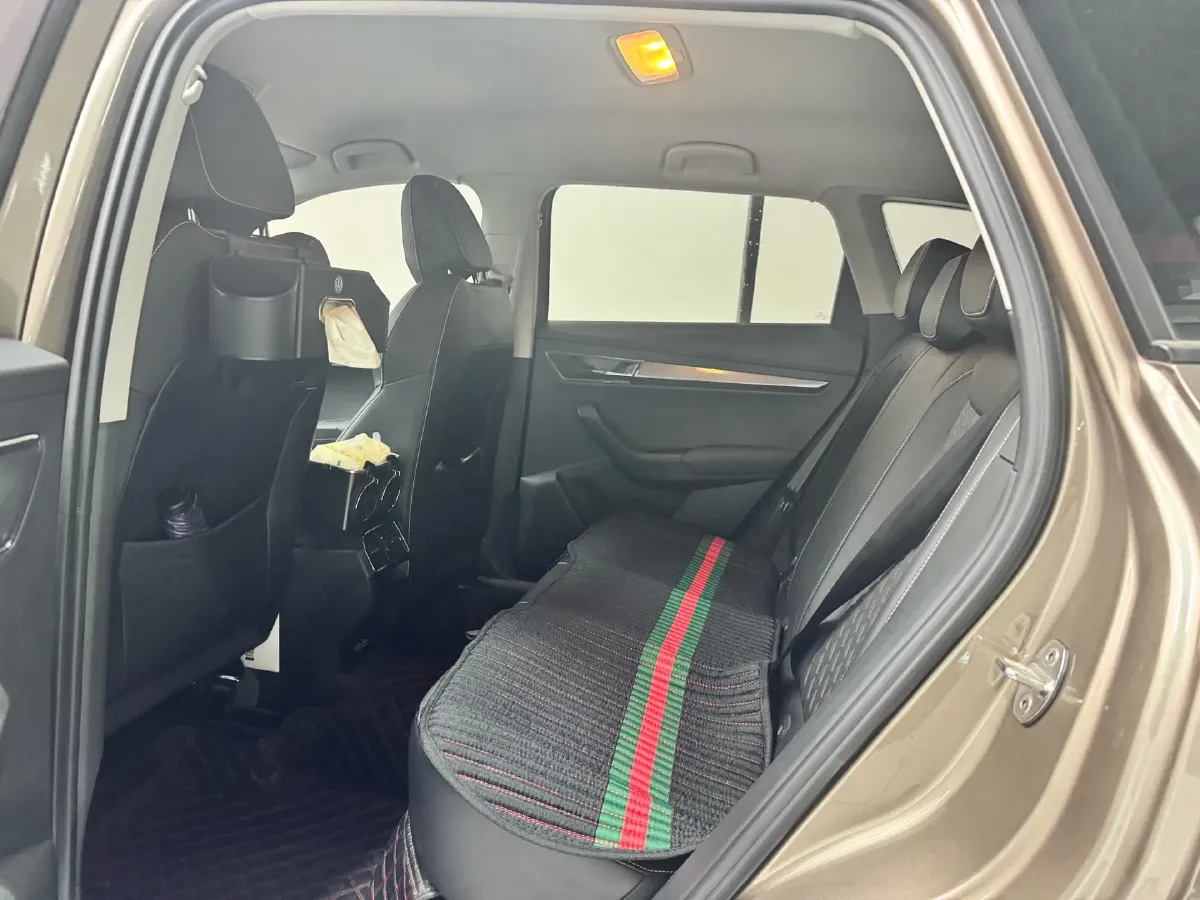 2020 Skoda Karoq 1.4T 150HP L4 7DCT,autocango,china used car exporter,china ev exporter,chinese used car exporter,chinese used ev exporter