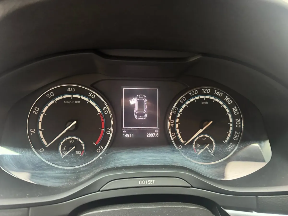 2020 Skoda Karoq 1.4T 150HP L4 7DCT,autocango,china used car exporter,china ev exporter,chinese used car exporter,chinese used ev exporter