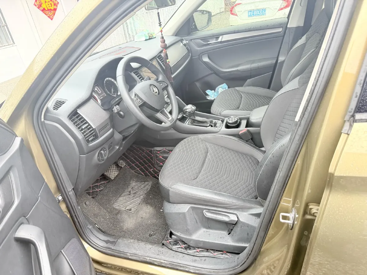 2018 Skoda Kodiak 2.0T 186HP L4 7DCT,autocango,china used car exporter,china ev exporter,chinese used car exporter,chinese used ev exporter