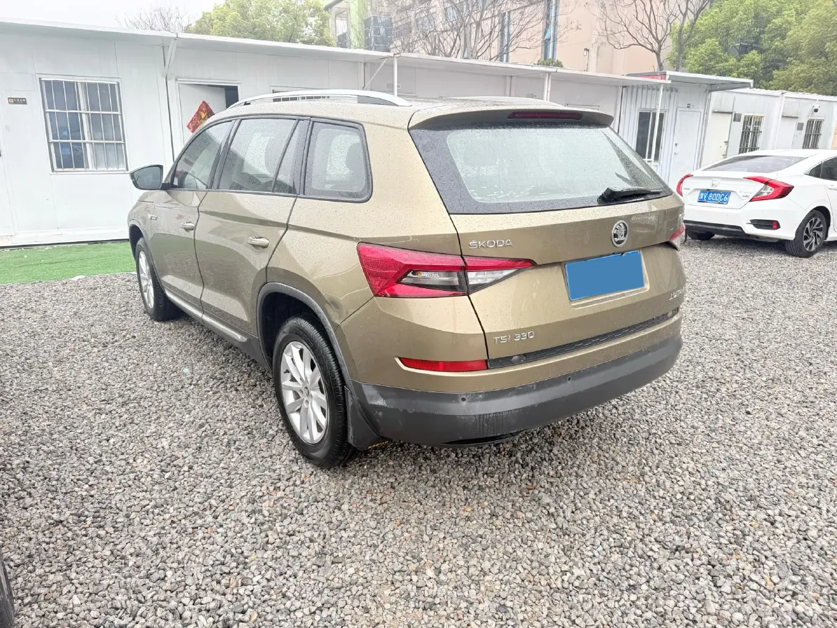 2018 Skoda Kodiak 2.0T 186HP L4 7DCT,autocango,china used car exporter,china ev exporter,chinese used car exporter,chinese used ev exporter