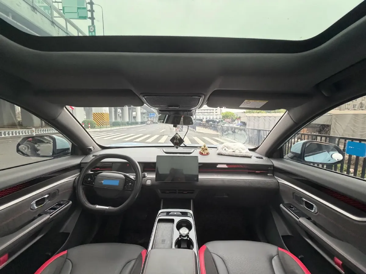 2022 Jetour DASHING 1.6T 197HP L4 7DCT,autocango,china used car exporter,china ev exporter,chinese used car exporter,chinese used ev exporter