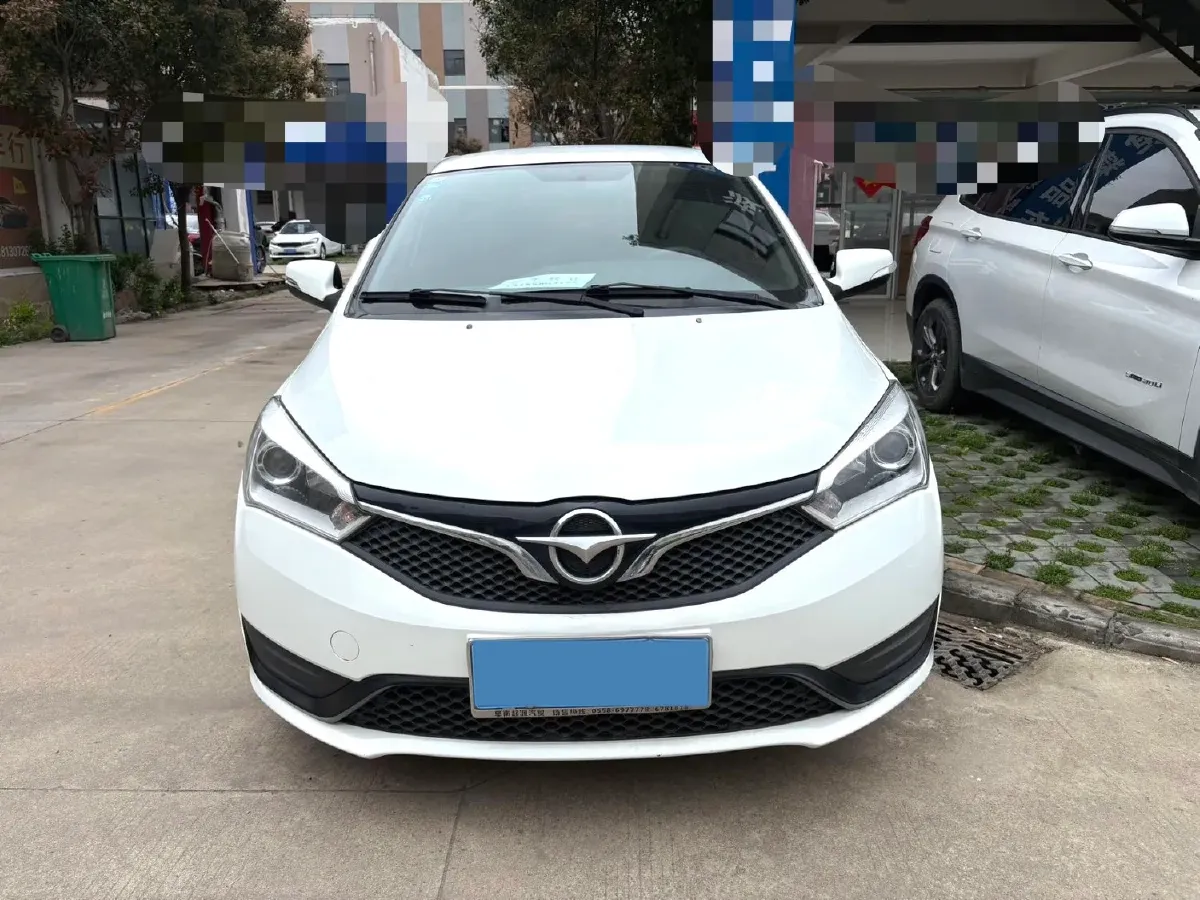 2017 HaiMa M3 1.5L 112HP L4 5MT,autocango,china used car exporter,china ev exporter,chinese used car exporter,chinese used ev exporter