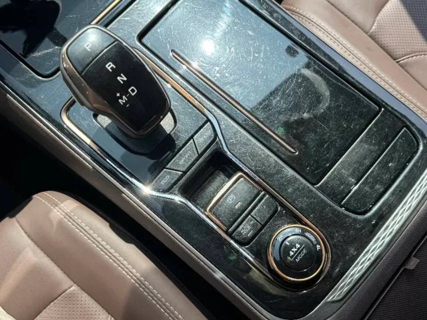 2022 Dongfeng RuiQi 7 2.3T 166HP L4 8AT,autocango,china used car exporter,china ev exporter,chinese used car exporter,chinese used ev exporter