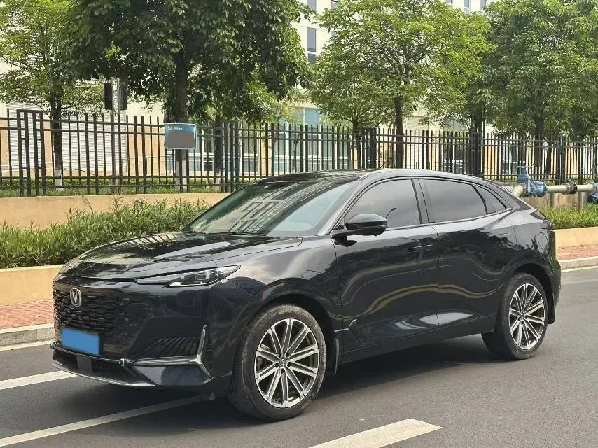 2021 ChangAn UNI-K 2.0T 233HP L4 8AT,autocango,china used car exporter,china ev exporter,chinese used car exporter,chinese used ev exporter