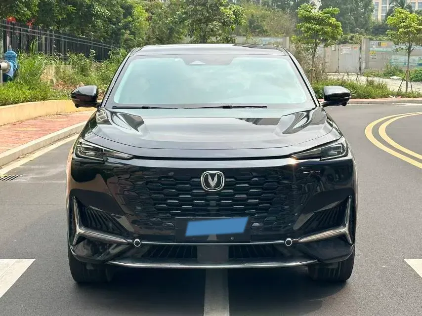 2021 ChangAn UNI-K 2.0T 233HP L4 8AT,autocango,china used car exporter,china ev exporter,chinese used car exporter,chinese used ev exporter