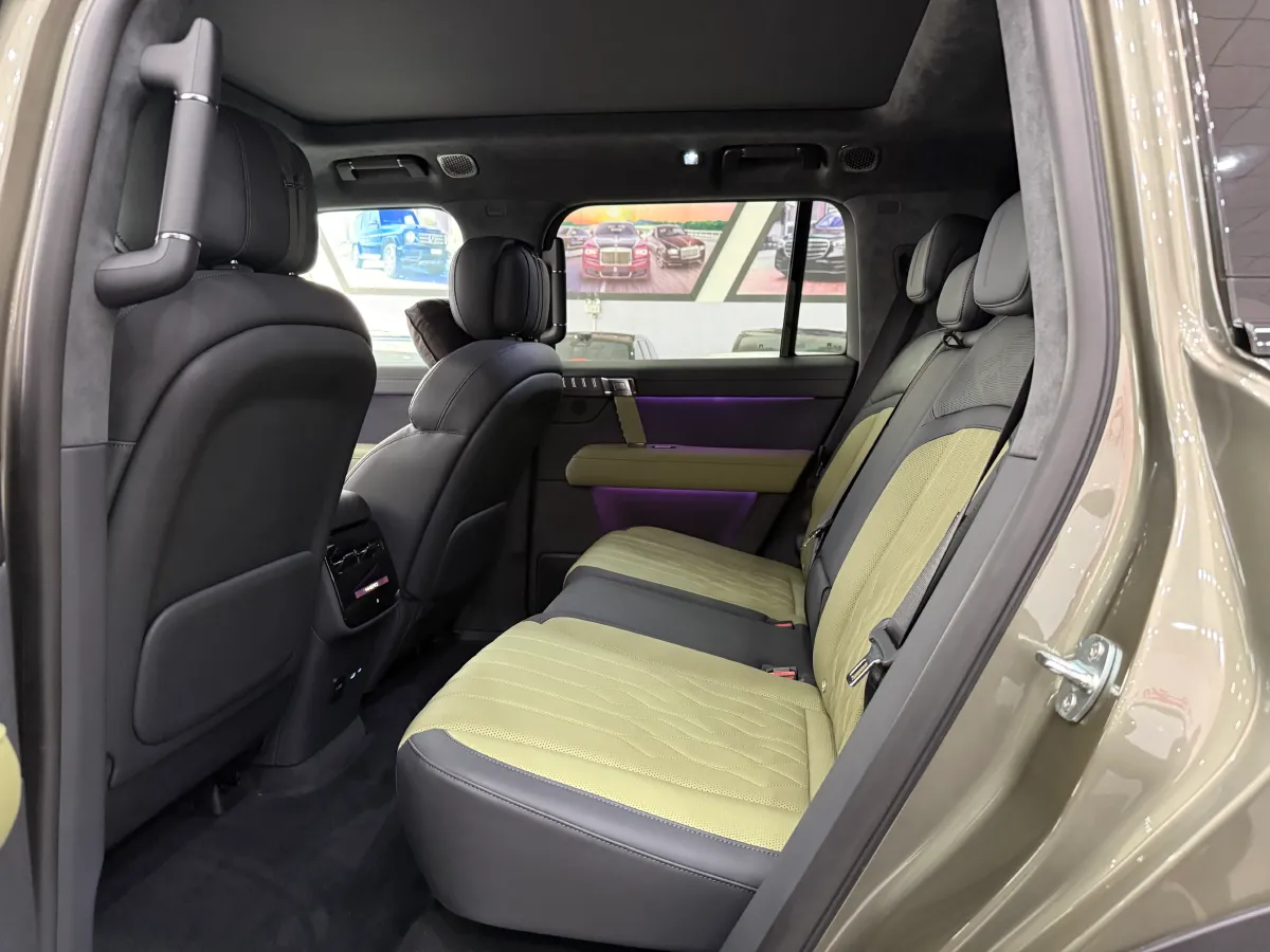 2025 Jetour Zongheng G700 2.0T 211HP L4 2DHT PHEV,autocango,china used car exporter,china ev exporter,chinese used car exporter,chinese used ev exporter