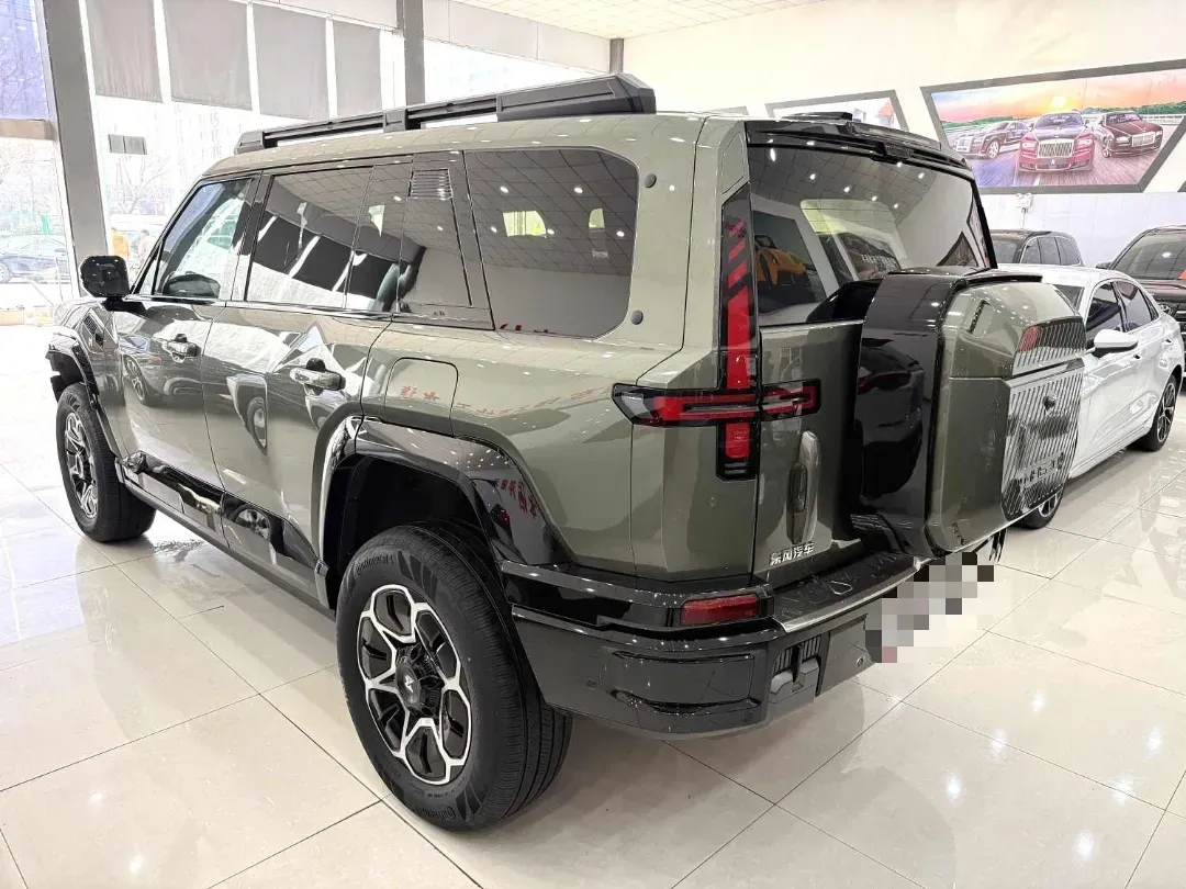 2025 Jetour Zongheng G700 2.0T 211HP L4 2DHT PHEV,autocango,china used car exporter,china ev exporter,chinese used car exporter,chinese used ev exporter