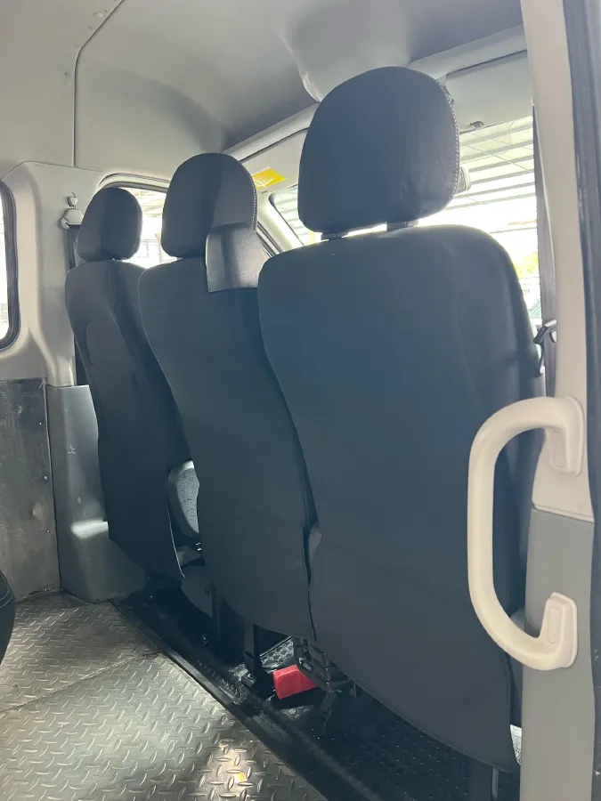 2021 MAXUS XinTu V80 2.0T 139HP L4 6MT,autocango,china used car exporter,china ev exporter,chinese used car exporter,chinese used ev exporter