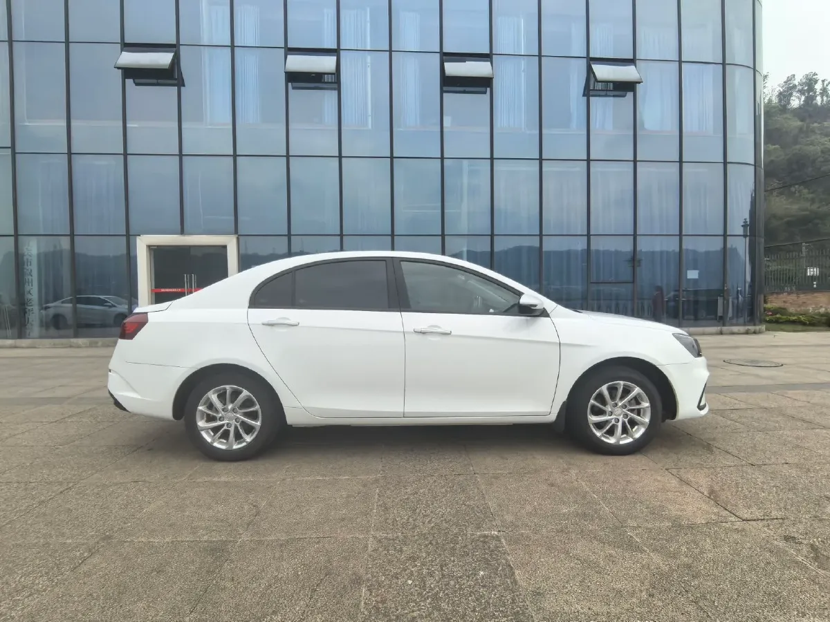 2020 Geely Emgrand 1.5L 109HP L4 5MT,autocango,china used car exporter,china ev exporter,chinese used car exporter,chinese used ev exporter