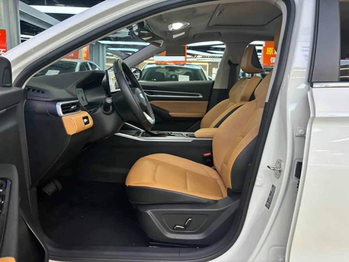 2023 Geely Emgrand 1.5L 127HP L4 CVT,autocango,china used car exporter,china ev exporter,chinese used car exporter,chinese used ev exporter