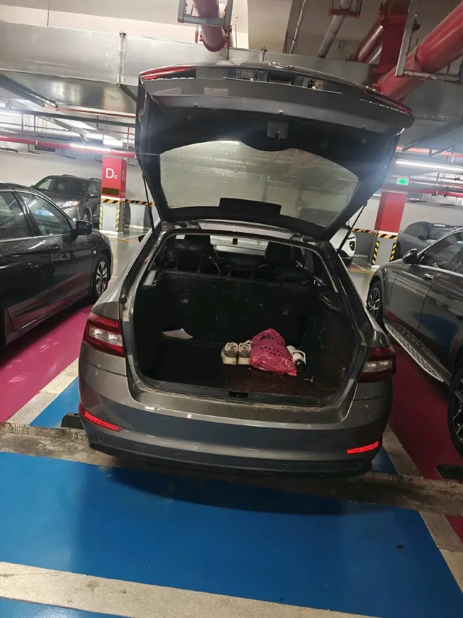 2019 Skoda Octavia 1.2T 116HP L4 7DCT,autocango,china used car exporter,china ev exporter,chinese used car exporter,chinese used ev exporter