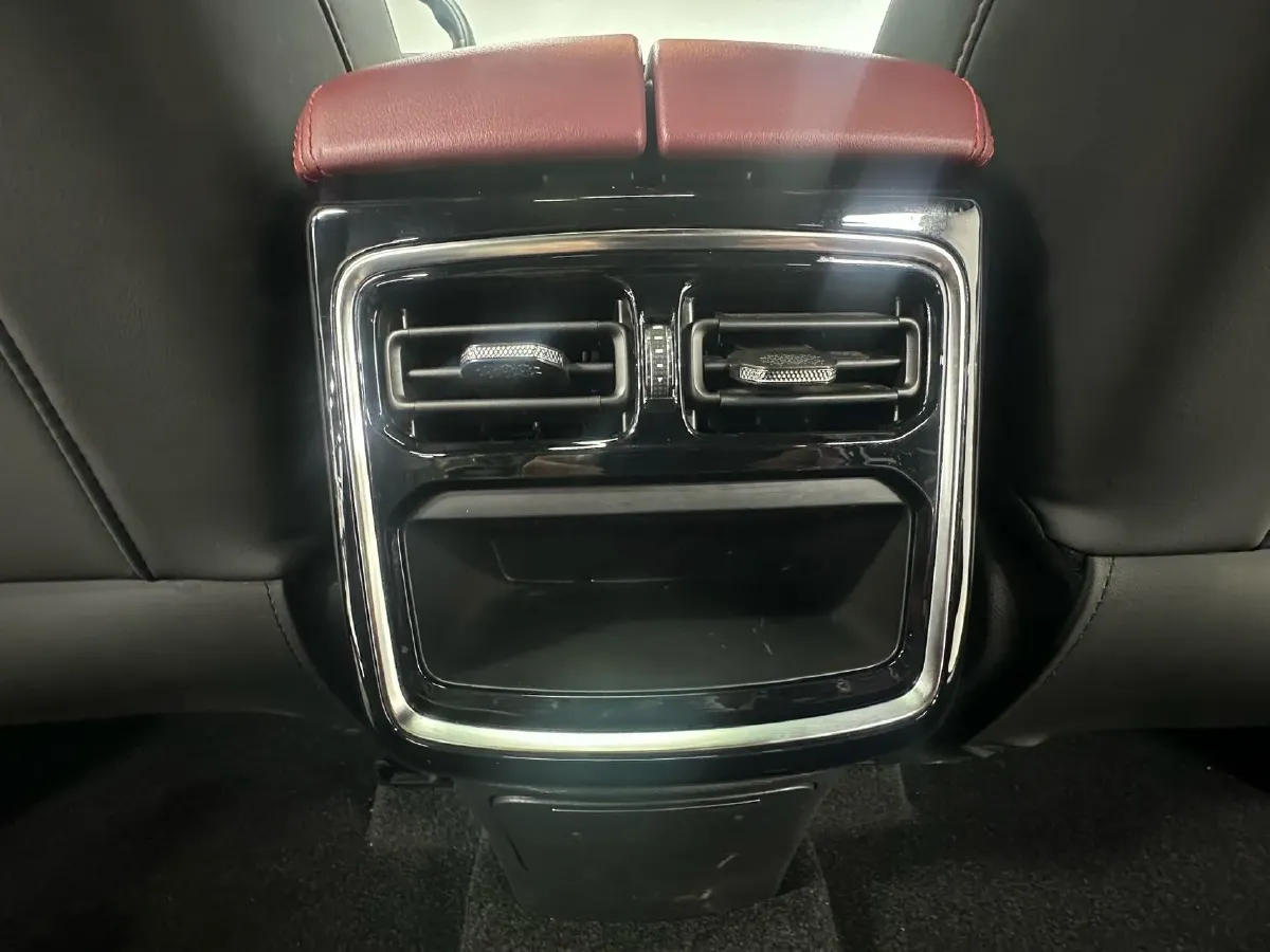 2021 Jetour X70 Plus 1.5T 156HP L4 6DCT,autocango,china used car exporter,china ev exporter,chinese used car exporter,chinese used ev exporter