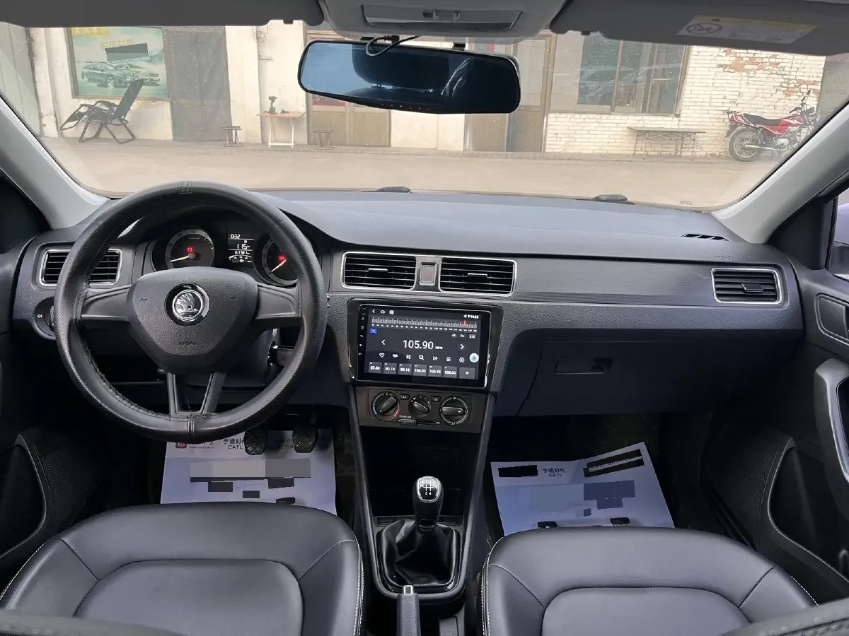 2018 Skoda Rapid Spaceback 1.4L 90HP L4 5MT,autocango,china used car exporter,china ev exporter,chinese used car exporter,chinese used ev exporter