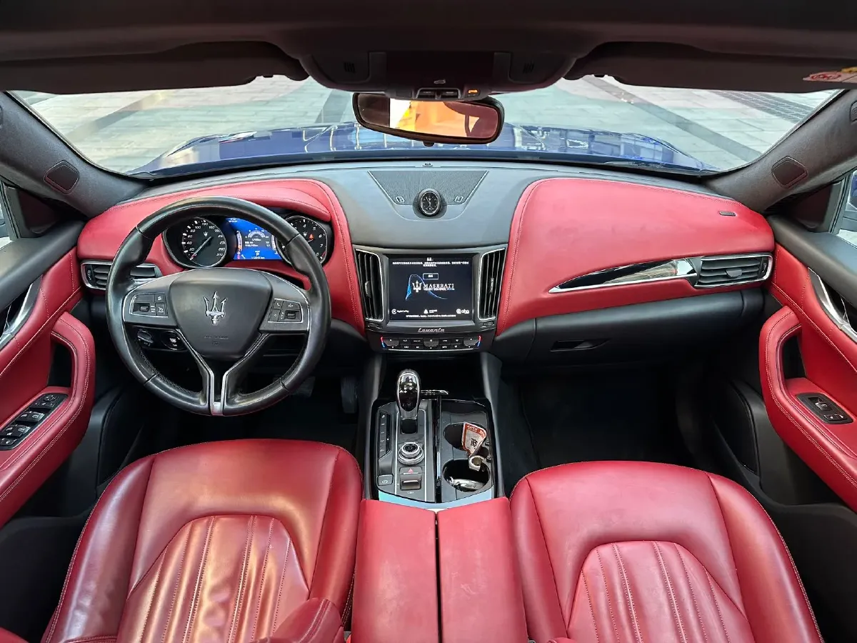 2018 Jaguar XJ 3.0T 340HP V6 8AT,autocango,china used car exporter,china ev exporter,chinese used car exporter,chinese used ev exporter