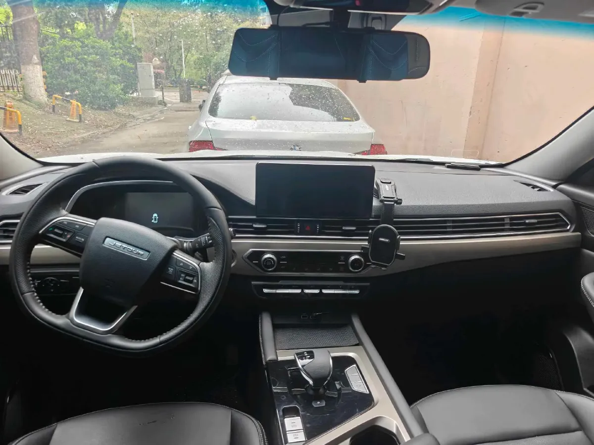 2025 Fulwin FulwinT8 1.5L 102HP L4 1DHT PHEV,autocango,china used car exporter,china ev exporter,chinese used car exporter,chinese used ev exporter