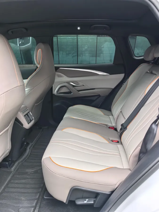 2024 BYD Song Pro 1.5L 110HP L4 E-CVT PHEV 18.3KWH,autocango,china used car exporter,china ev exporter,chinese used car exporter,chinese used ev exporter