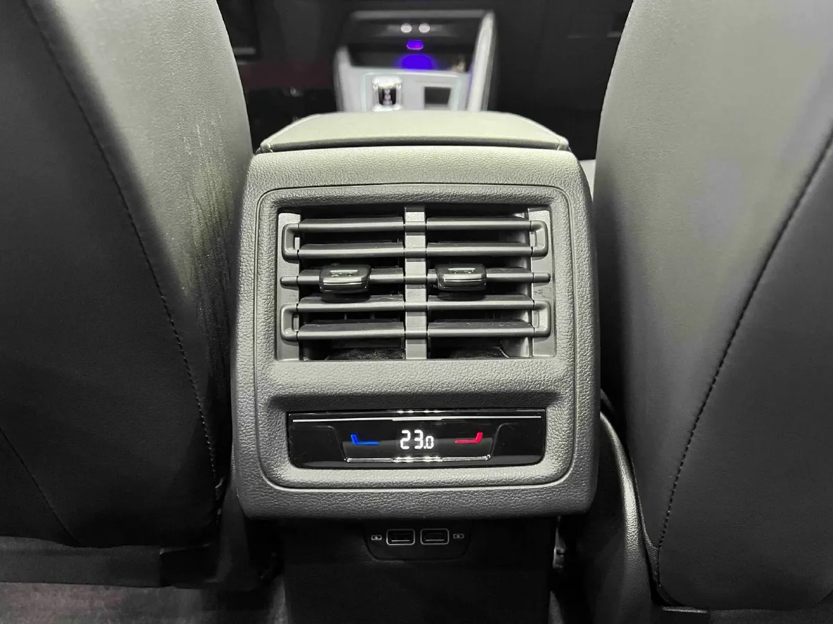 2021 Volkswagen Golf 1.4T 150HP L4 7DCT,autocango,china used car exporter,china ev exporter,chinese used car exporter,chinese used ev exporter