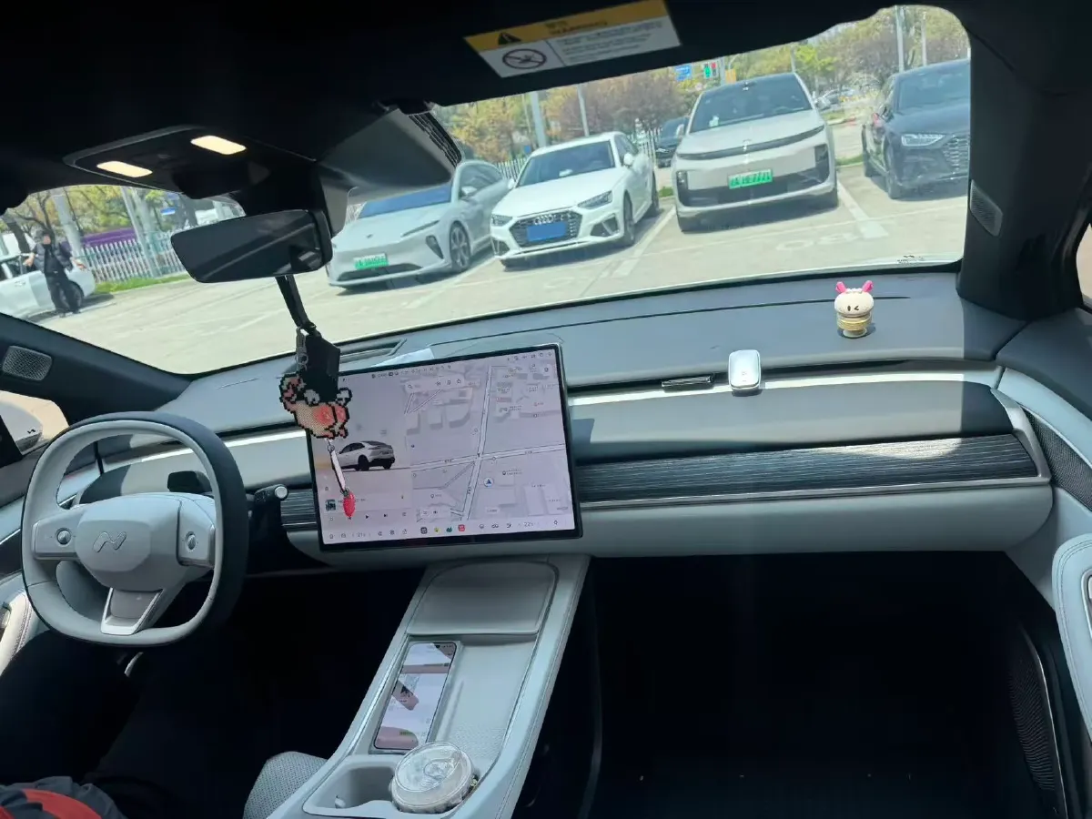 2024 ONVO L60 BEV 60KWH,autocango,china used car exporter,china ev exporter,chinese used car exporter,chinese used ev exporter