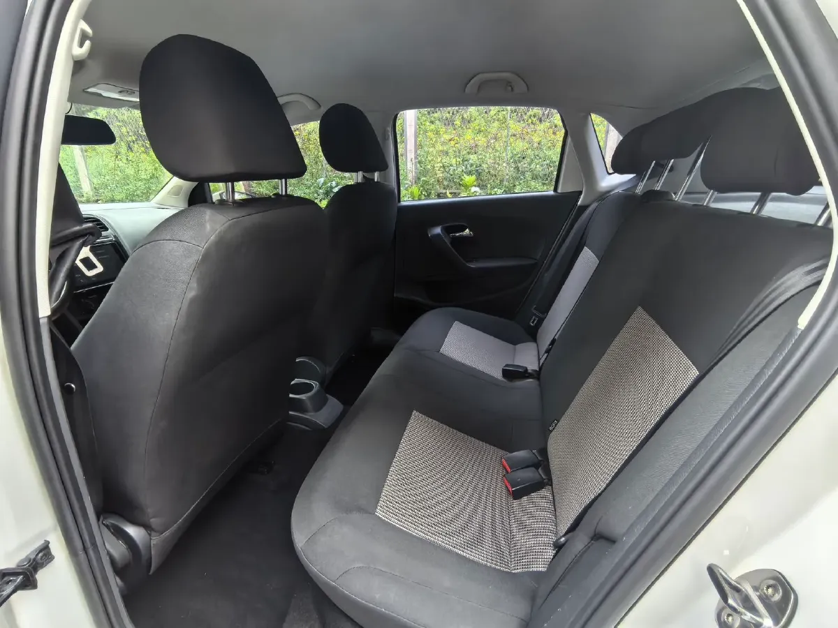 2016 Volkswagen Polo 1.4L 90HP L4 6AT,autocango,china used car exporter,china ev exporter,chinese used car exporter,chinese used ev exporter