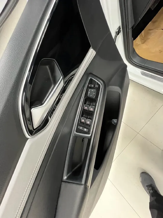 2023 Jetta VS7 1.4T 150HP L4 6AT,autocango,china used car exporter,china ev exporter,chinese used car exporter,chinese used ev exporter