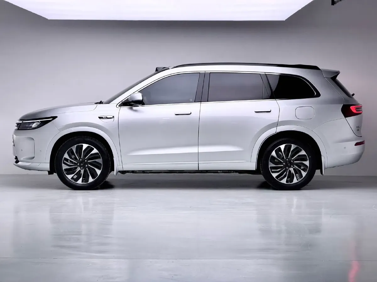 2024 AITO AITO M7 1.5T 152HP L4 REEV 40KWH,autocango,china used car exporter,china ev exporter,chinese used car exporter,chinese used ev exporter