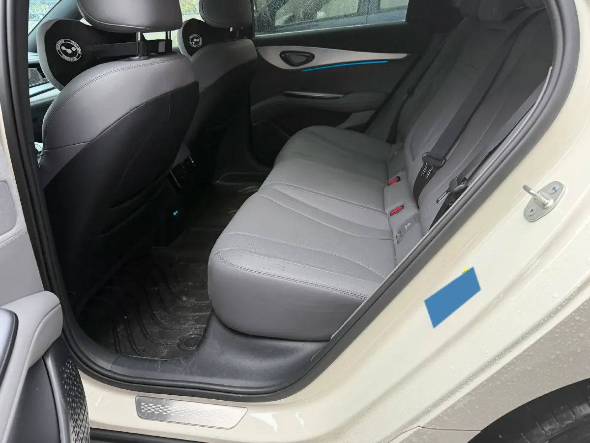 2025 BYD Seal07 DM-i 1.5L 101HP L4 E-CVT PHEV 17.6KWH,autocango,china used car exporter,china ev exporter,chinese used car exporter,chinese used ev exporter