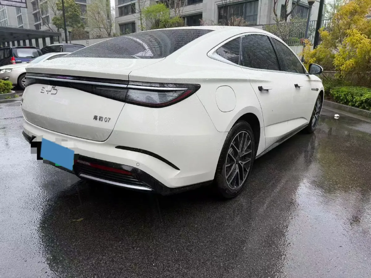 2025 BYD Seal07 DM-i 1.5L 101HP L4 E-CVT PHEV 17.6KWH,autocango,china used car exporter,china ev exporter,chinese used car exporter,chinese used ev exporter