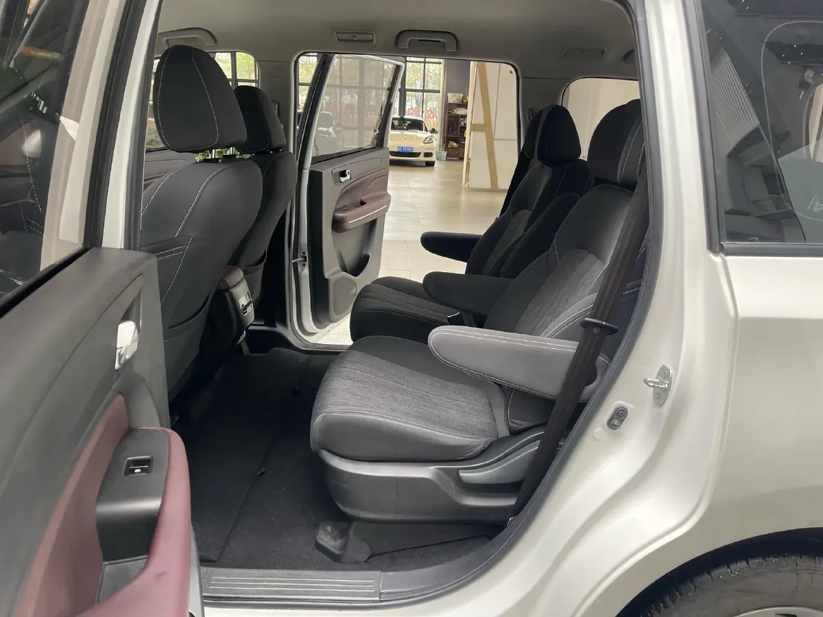 2023 GAC Trumpchi M6 1.5T 177HP L4 7DCT,autocango,china used car exporter,china ev exporter,chinese used car exporter,chinese used ev exporter