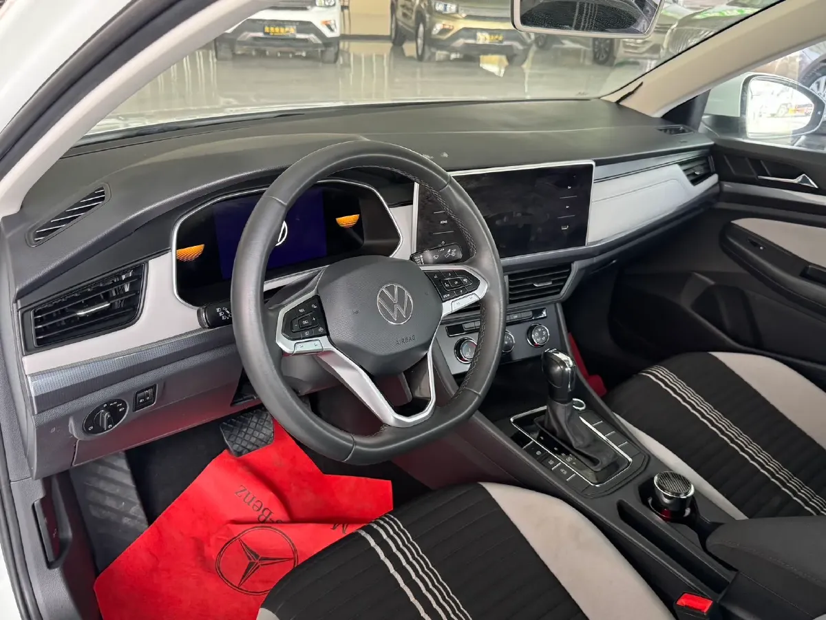 2024 Volkswagen Bora 1.2T 116HP L4 7DCT,autocango,china used car exporter,china ev exporter,chinese used car exporter,chinese used ev exporter