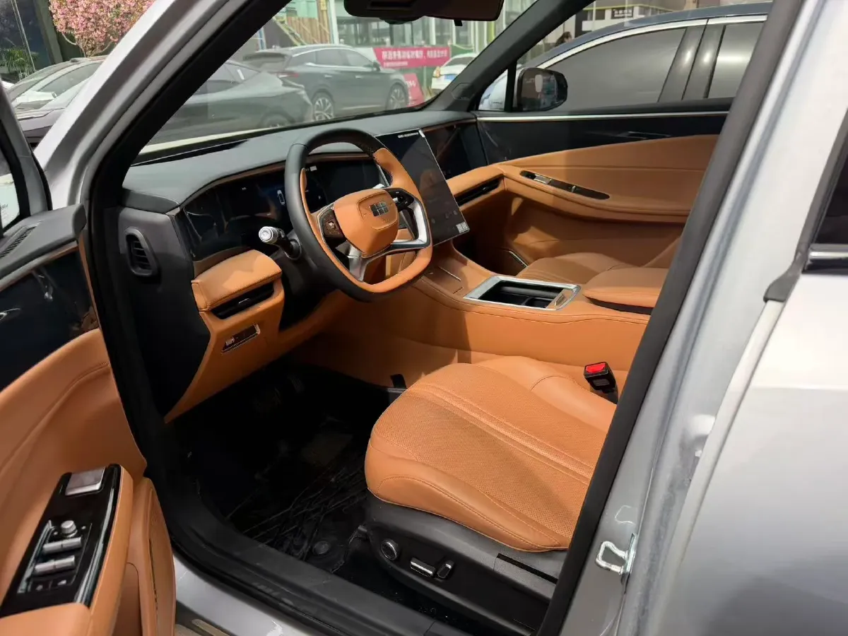 2025 Geely Galaxy L7 1.5L 112HP L4 1DHT PHEV 18.4KWH,autocango,china used car exporter,china ev exporter,chinese used car exporter,chinese used ev exporter