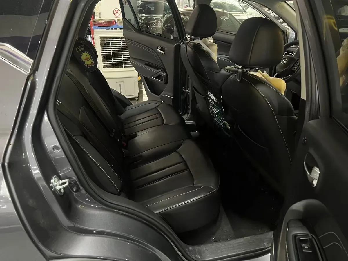 2021 GAC Trumpchi GS3 1.5T 169HP L4 6AT,autocango,china used car exporter,china ev exporter,chinese used car exporter,chinese used ev exporter