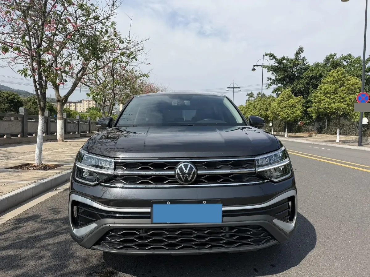 2025 Volkswagen Tharu 1.5T 160HP L4 7DCT,autocango,china used car exporter,china ev exporter,chinese used car exporter,chinese used ev exporter