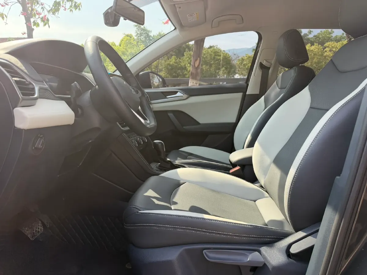 2025 Volkswagen Tharu 1.5T 160HP L4 7DCT,autocango,china used car exporter,china ev exporter,chinese used car exporter,chinese used ev exporter