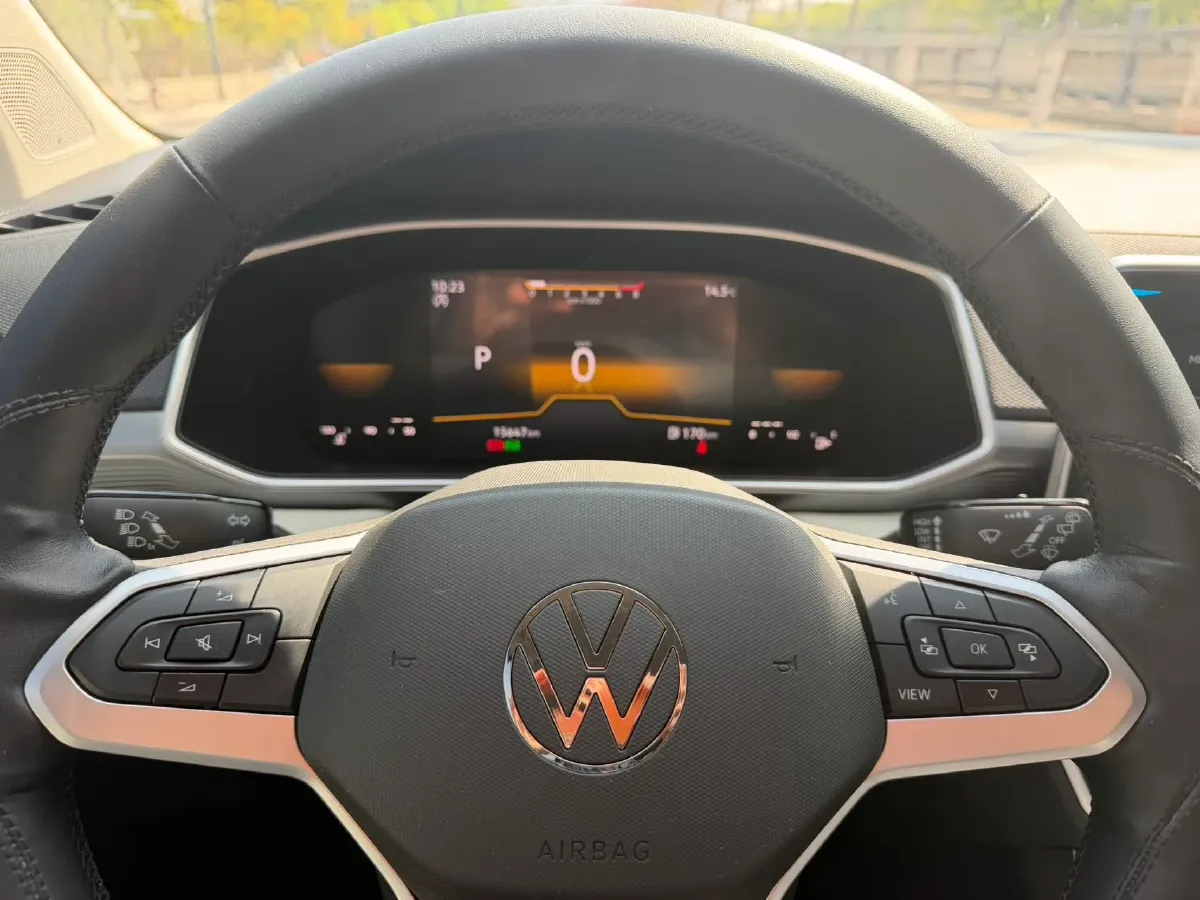 2025 Volkswagen Tharu 1.5T 160HP L4 7DCT,autocango,china used car exporter,china ev exporter,chinese used car exporter,chinese used ev exporter