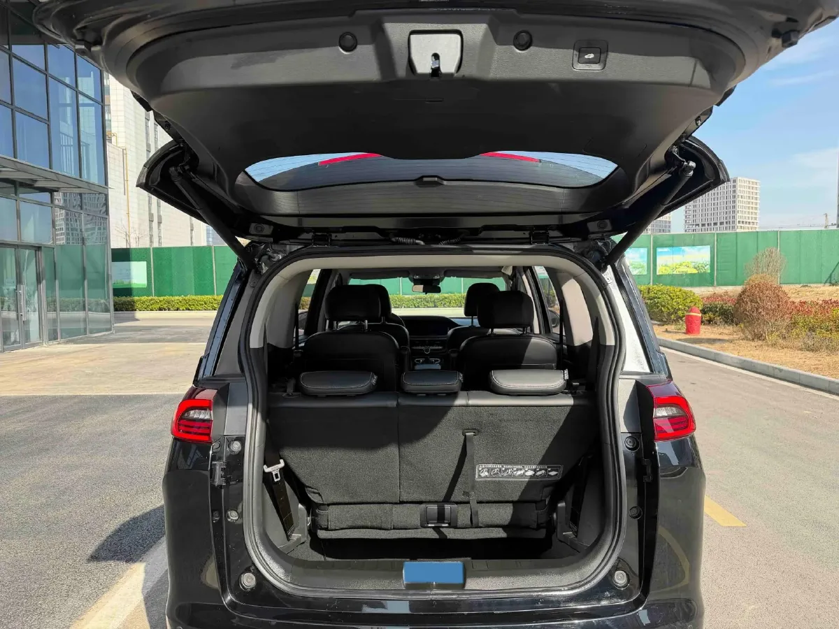 2023 GAC Trumpchi M6 1.5T 177HP L4 7DCT,autocango,china used car exporter,china ev exporter,chinese used car exporter,chinese used ev exporter