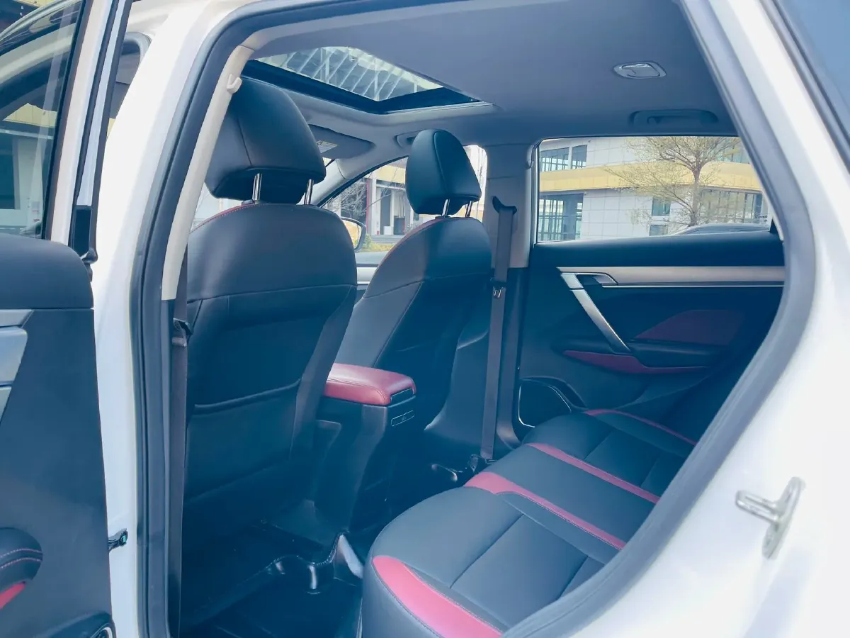 2021 Geely Coolray 1.4T 141HP L4 6DCT,autocango,china used car exporter,china ev exporter,chinese used car exporter,chinese used ev exporter