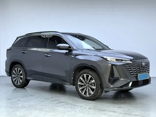 2023 ChangAn CS75 Plus 1.5T 188HP L4 8AT,autocango,china used car exporter,china ev exporter,chinese used car exporter,chinese used ev exporter