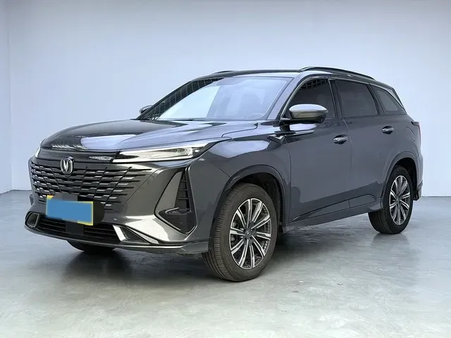 2023 ChangAn CS75 Plus 1.5T 188HP L4 8AT,autocango,china used car exporter,china ev exporter,chinese used car exporter,chinese used ev exporter