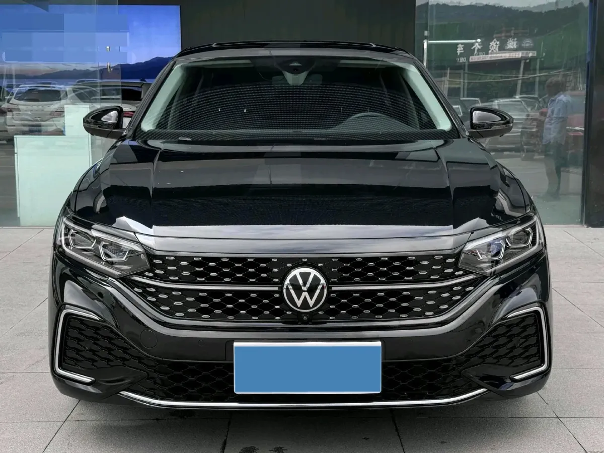 2023 Volkswagen Passat 2.0T 186HP L4 7DCT,autocango,china used car exporter,china ev exporter,chinese used car exporter,chinese used ev exporter