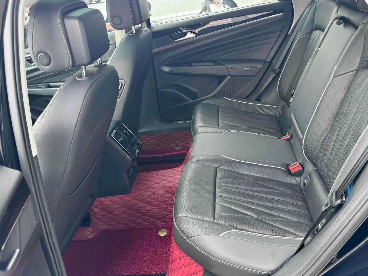 2023 Volkswagen Passat 2.0T 186HP L4 7DCT,autocango,china used car exporter,china ev exporter,chinese used car exporter,chinese used ev exporter