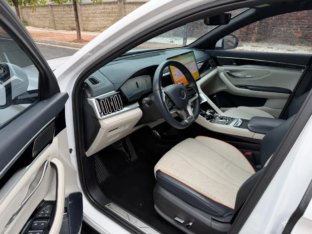 2022 Hyundai Tucson 2.0L 150HP L4 6AT Hybrid,autocango,china used car exporter,china ev exporter,chinese used car exporter,chinese used ev exporter